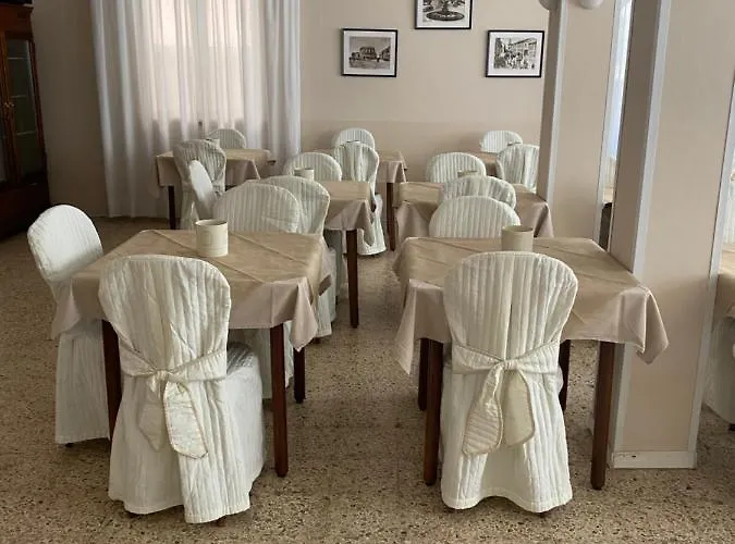 Hotel Lucciola 2*