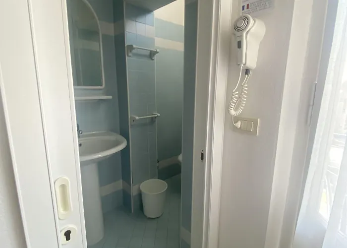 Hotel Lucciola 2*