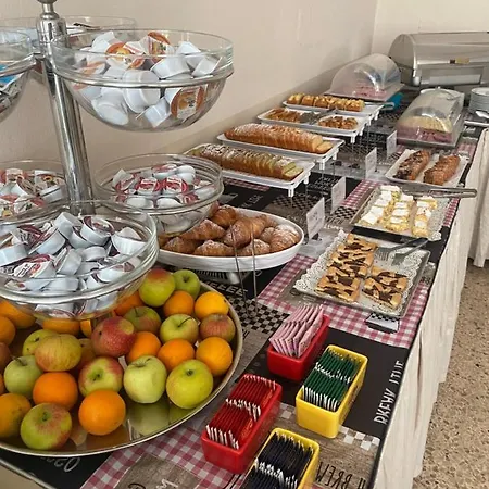 Lucciola Отель 2*