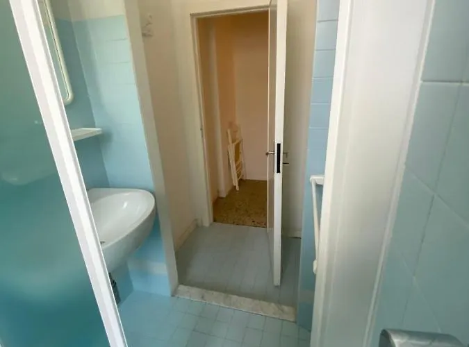 Lucciola Κατόλικα